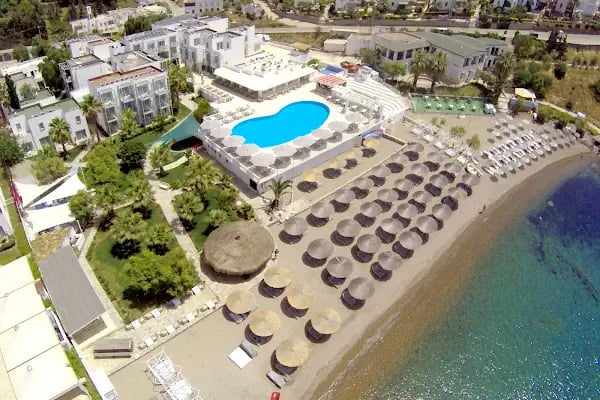 Charm Beach Hotel - Resim 5