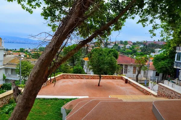 İBB Taş Mektep - Resim 16