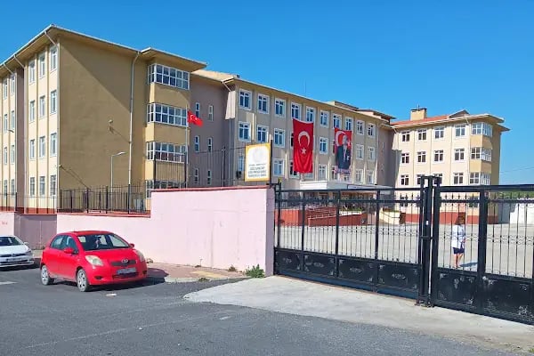ARNAVUTKÖY AZİZ SANCAR ÇOK PROGRAMLI ANADOLU LİSESİ - Resim 1