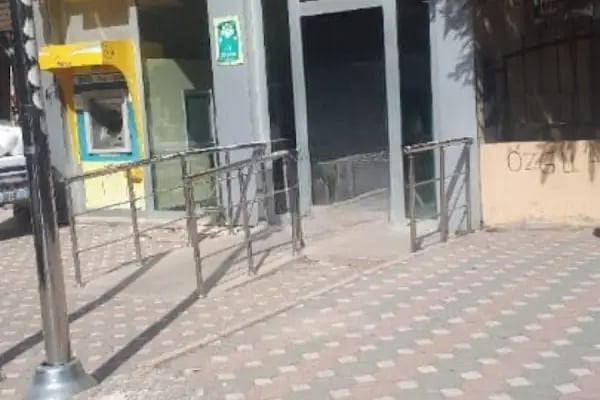 Ptt-kurttepe Şubesi - Resim 2