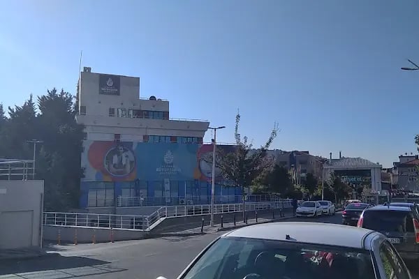 İBB Çakmak Yüzme Havuzu - Resim 11