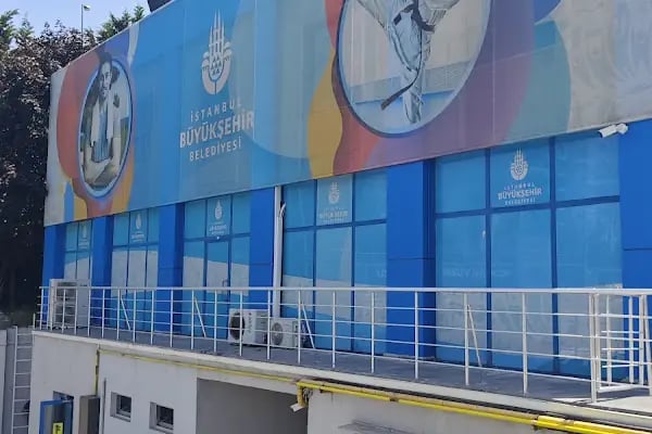 İBB Çakmak Yüzme Havuzu - Resim 9