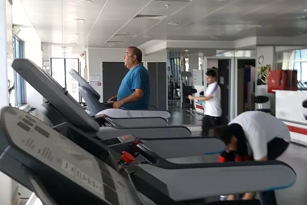 İBB Çakmak Yüzme Havuzu - Resim 18