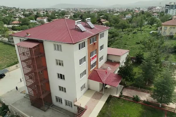 VALİ MUSTAFA ÇİFTÇİ ERKEK HAFIZLIK KURAN KURSU - Resim 1