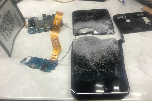 Bursa Cep Teknik Servis | Bursa'da Telefon Tamiri | Bursa iPhone Servis - Resim 17