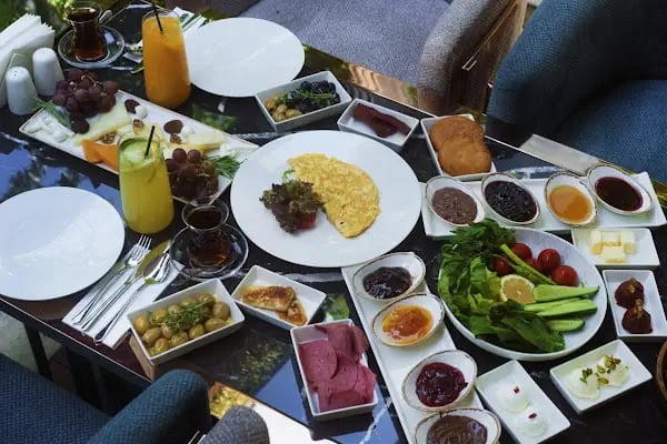 Yücetepe Restoran &amp; Kafe - Resim 6