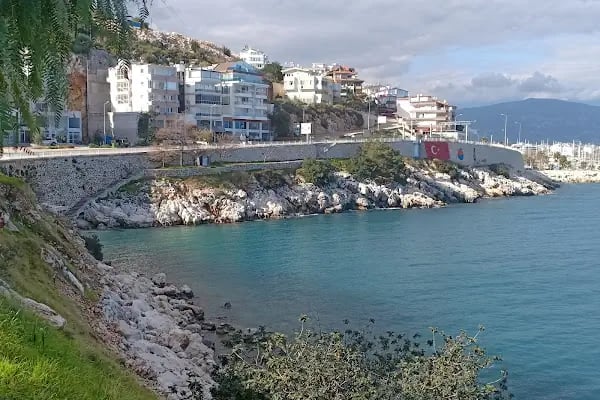 ALTUNCAN HATUN KADINLAR PLAJI - Resim 1