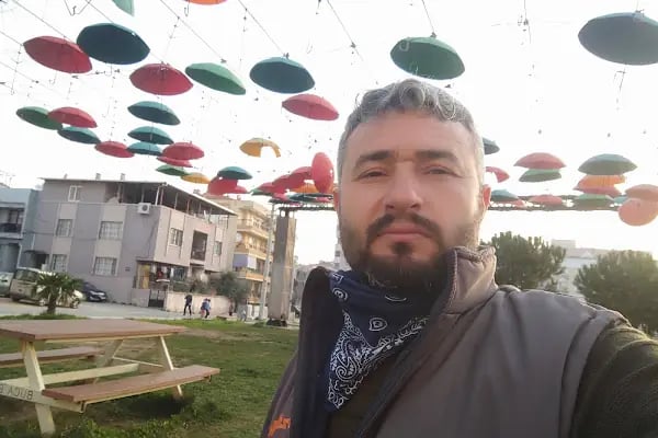 Şemsiyeli Park - Resim 16