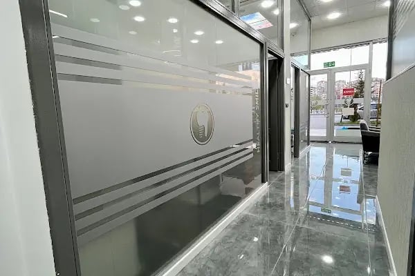 İrem Çarşı Diş Kliniği - Dentaem - Resim 4