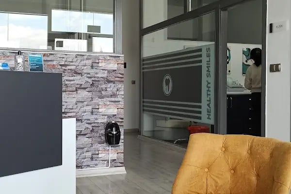 İrem Çarşı Diş Kliniği - Dentaem - Resim 8