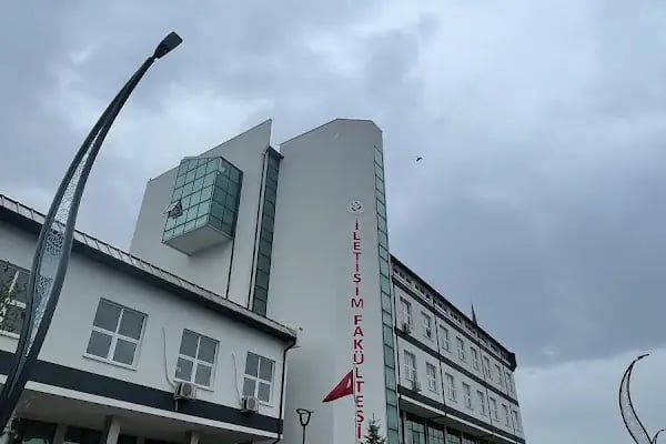 Trabzon Üniversitesi - Resim 15