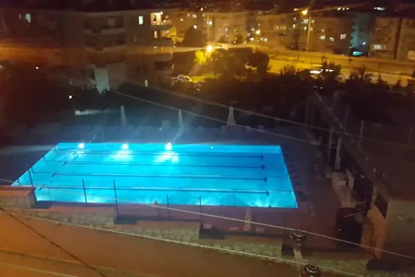 Mudanya Belediyesi Yüzme Havuzu - Resim 12