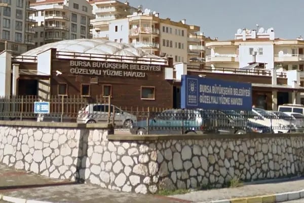 Mudanya Belediyesi Yüzme Havuzu - Resim 2