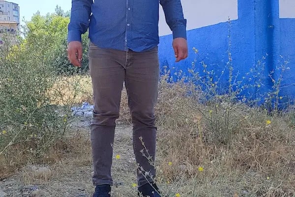 Adliye Tramvay Durağı - Resim 18