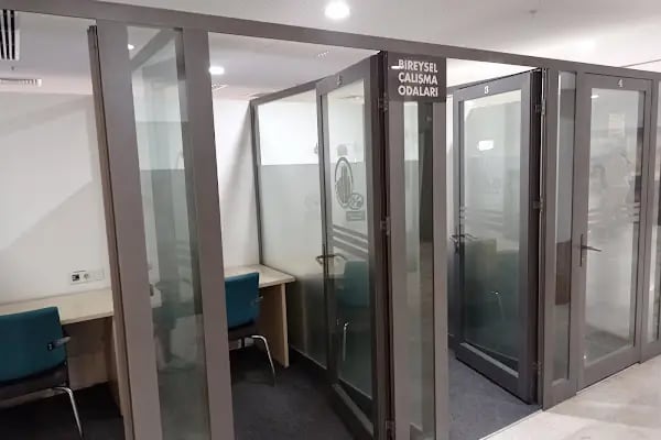 Altındağ Belediyesi AKM Cafe ve Kütüphane - Resim 13