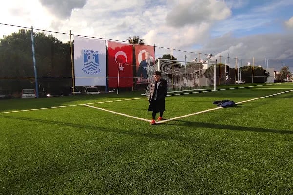 Turgutreis Futbol Sahası - Resim 7