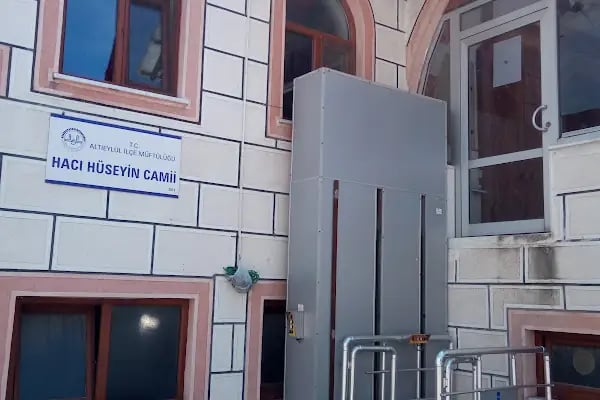 Hacı Hüseyin Cami - Resim 5