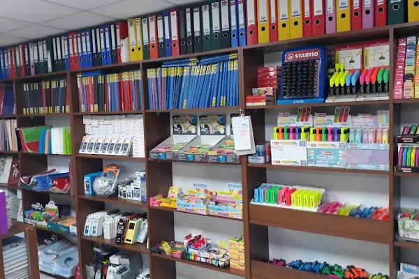 Yeditepe Copy Center / Yeditepe Cilt Evi /yeditepe ozalit/yeditepe kırtasiye - Resim 11