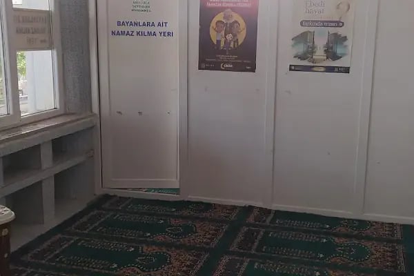 Yeni Karaman Cami - Resim 20
