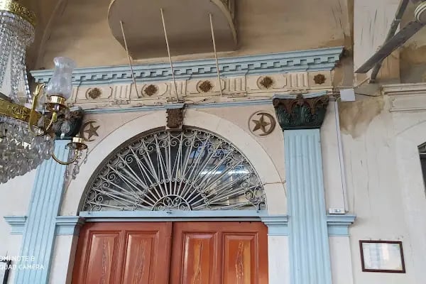 Yeni Karaman Cami - Resim 16