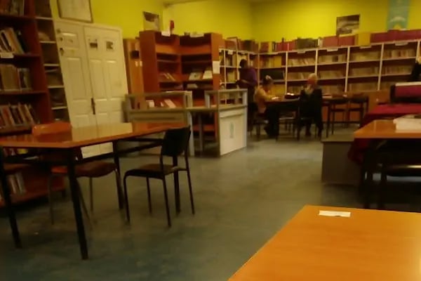 Akçakale ilçe Halk Kütüphanesi - Resim 2