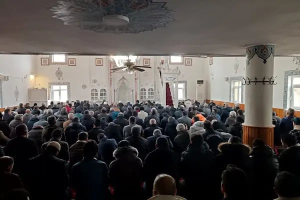 Özkanlı Cami - Resim 16