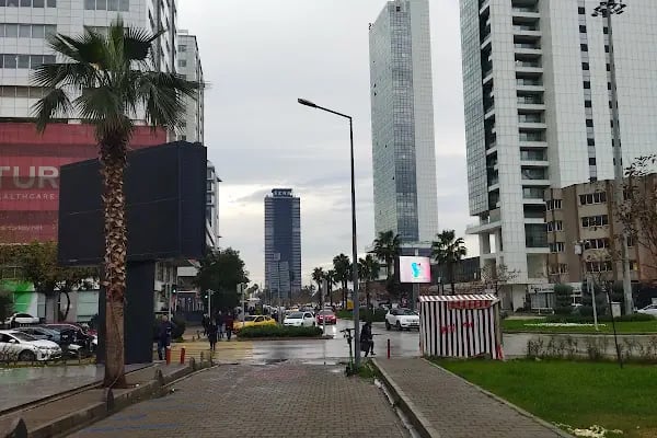 T.C. İzmir Adalet Sarayı - Resim 7