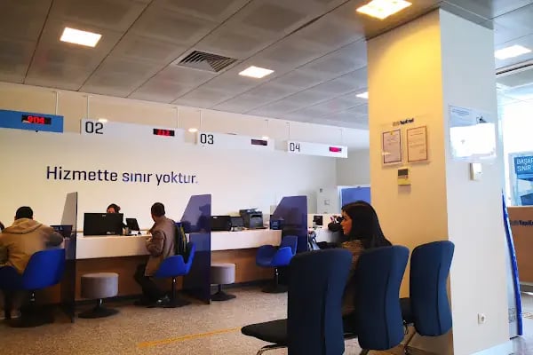 Yapı Kredi - Sakarya Çark Caddesi Şubesi - Resim 4
