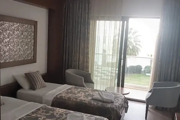 Turiya Hotel - Resim 2