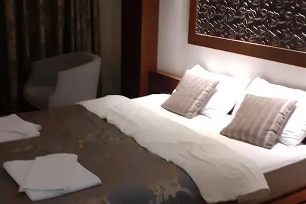Turiya Hotel - Resim 6
