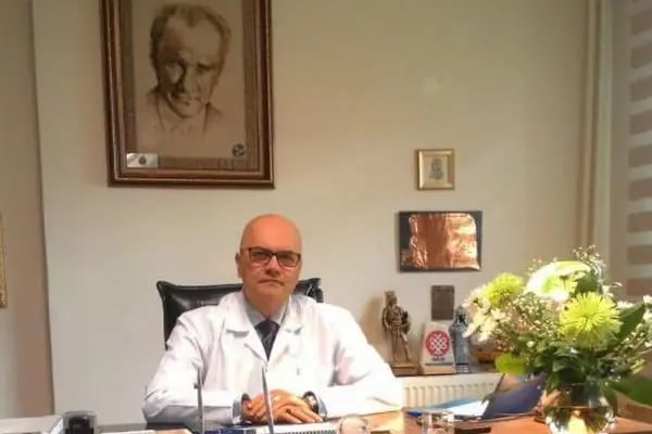 Ankara Genel Cerrah Prof. Dr. Mahmut Can Yağmurdur | Meme Kanseri Tedavisi| Meme Cerrahisi | Genel Cerrahi ve Cerrahi Onkoloji Uzmanı - Resim 2