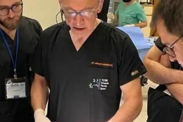 Prof. Dr. Hüseyin Demirörs Ortopedi ve Travmatoloji Uzmanı, Kalça ve Diz Cerrahisi, Asetabulum ve Pelvis Kırıkları - Resim 9