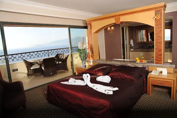 Utopia World Hotel - Resim 5