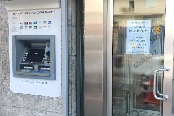 Türkiye İş Bankası Sarıçam/Adana Şubesi - Resim 3