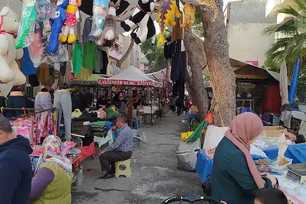 Bayındır Pazar Alanı - Resim 17
