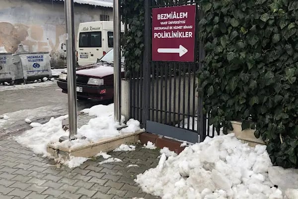 Bezmiâlem Vakıf Üniversitesi Sultangazi İlhan Varank Yerleşkesi - Resim 10