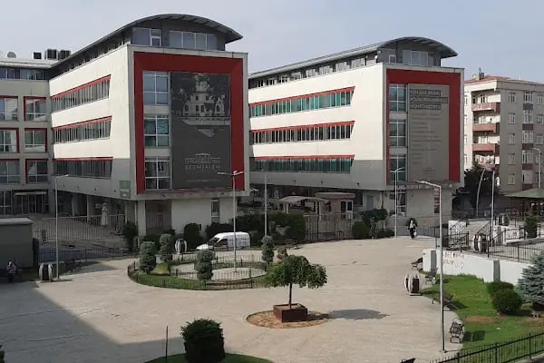 Bezmiâlem Vakıf Üniversitesi Sultangazi İlhan Varank Yerleşkesi - Resim 15