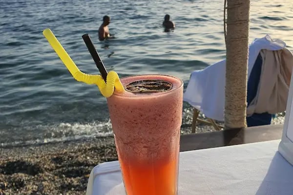 Dinc restaurant and cafe - Resim 10