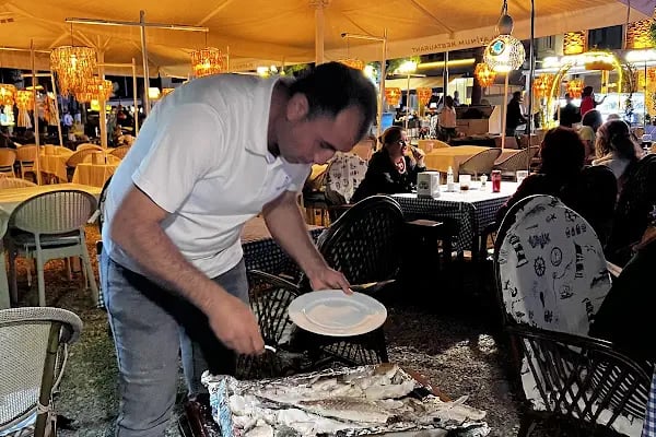 Dinc restaurant and cafe - Resim 2