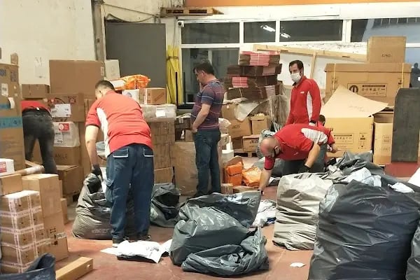 Aras Kargo Bursa Kurumsal Şubesi - Resim 9