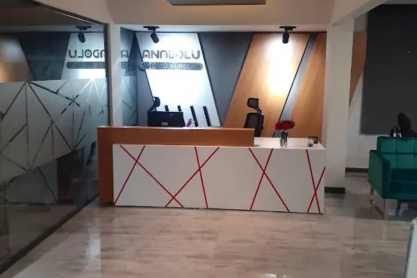 Anadolu Sürücü Kursu Bağcılar Şubesi - Resim 10