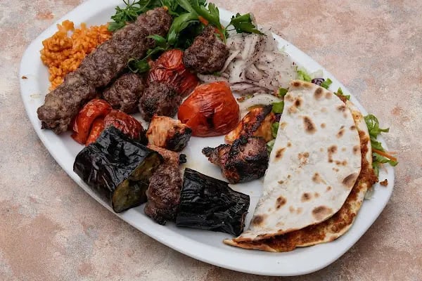 Urfalı Hacı Dayı Kebap Salonu - Resim 8