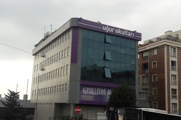 Uğur Okulları Bağcılar Anadolu Lisesi - Resim 12
