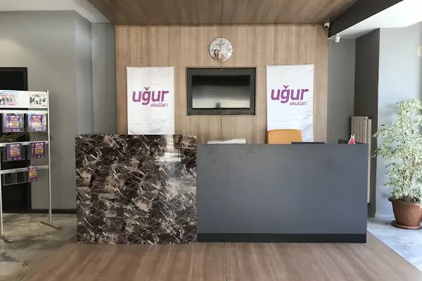Uğur Okulları Bağcılar Anadolu Lisesi - Resim 7