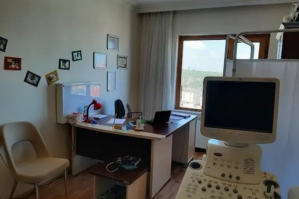Prof. Dr. Ayşe ÇARLIOĞLU - Endokrinoloji ve Metabolizma Hastalıkları Uzmanı - İç Hastalıkları Uzmanı - Resim 7