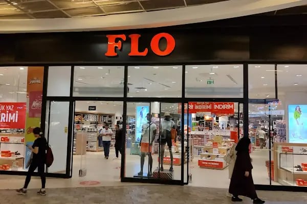 FLO Kocaeli 41 Burda AVM Mağazası - Resim 12