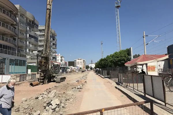 Ataşehir Tramvay Durağı - Resim 1