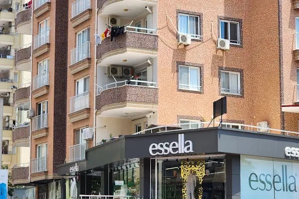 essella - Resim 3
