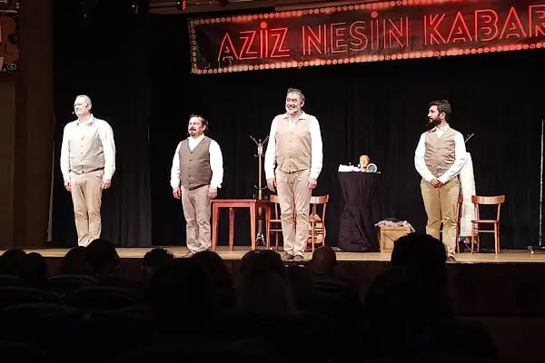 Suat Taşer Açık Hava Tiyatrosu - Resim 1