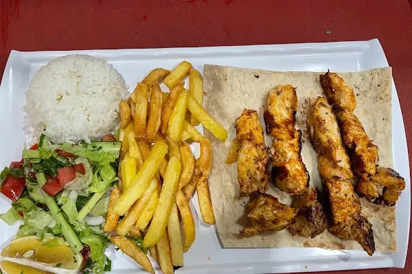 Savaş Usta Lokum Köfte - Resim 11